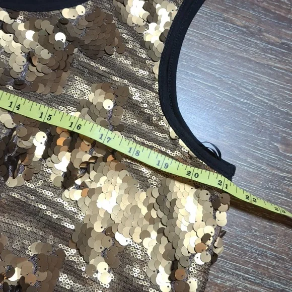 Lovedrobe Women’s Top Tank Gold Sequin Front Black Back Sleeveless Scoop Size 14 - Picture 8 of 10